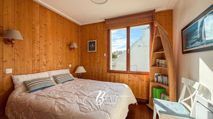 Image No.12-4 Bed House for sale