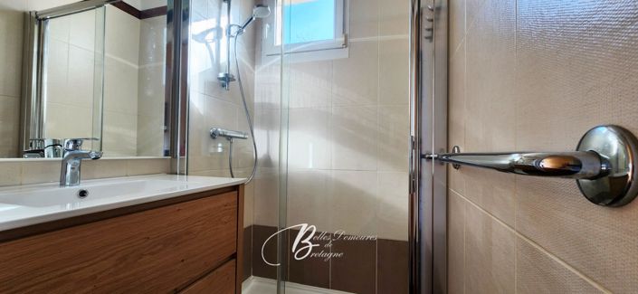 Image No.13-4 Bed House for sale