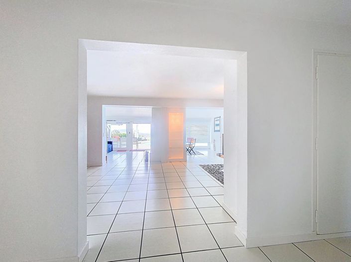 Image No.22-2 Bed House for sale