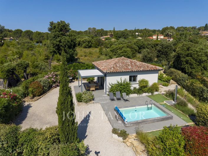 Image No.16-7 Bed House for sale