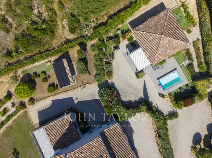 Image No.17-7 Bed House for sale