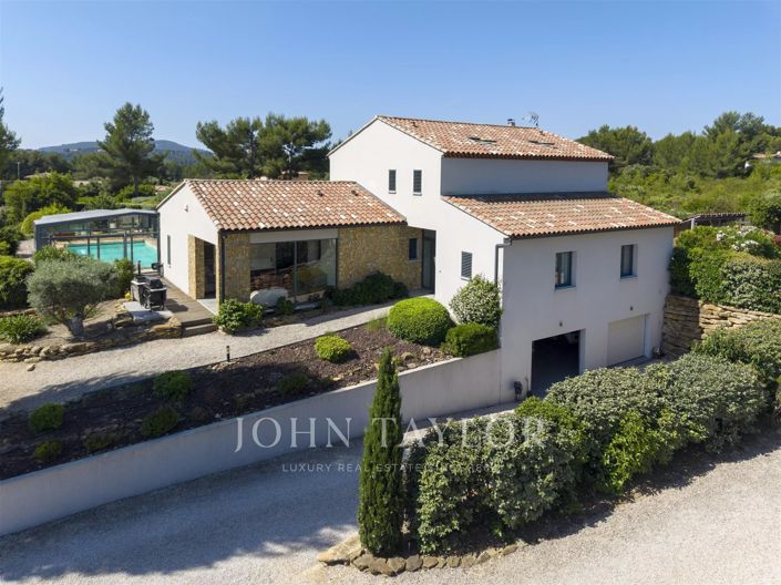 Image No.21-7 Bed House for sale