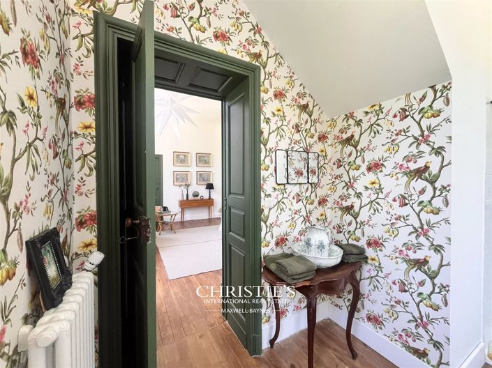 Image No.15-9 Bed House for sale