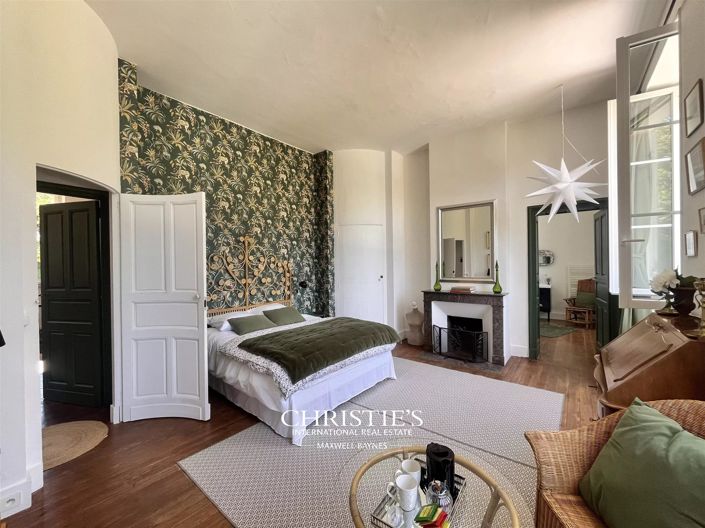 Image No.17-9 Bed House for sale
