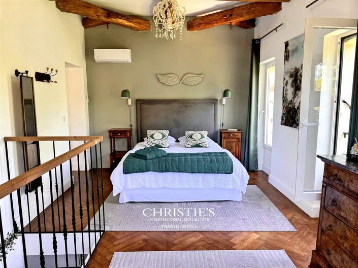 Image No.18-9 Bed House for sale
