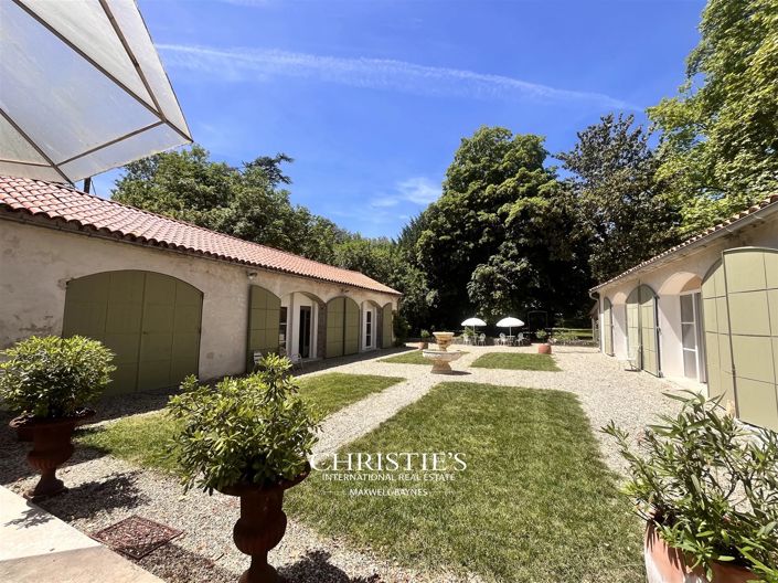 Image No.24-9 Bed House for sale