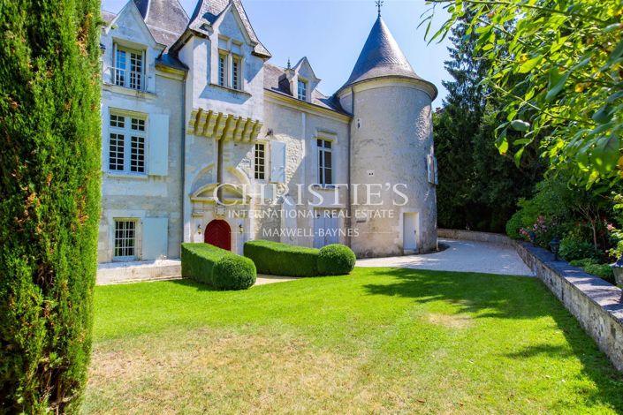 Image No.3-14 Bed Property for sale