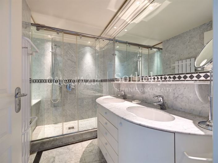 Image No.12-1 Bed Apartment for sale