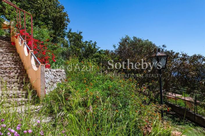 Image No.4-5 Bed House for sale