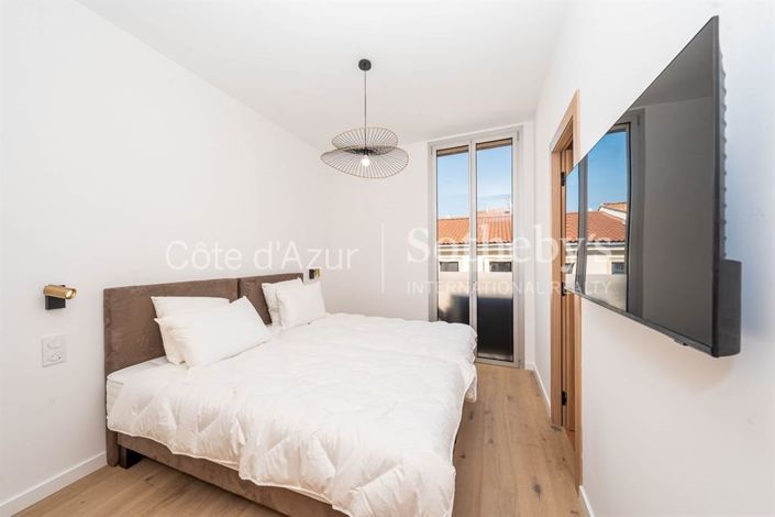 Image No.12-3 Bed Apartment for sale