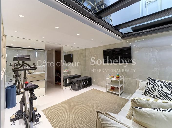 Image No.17-2 Bed House for sale