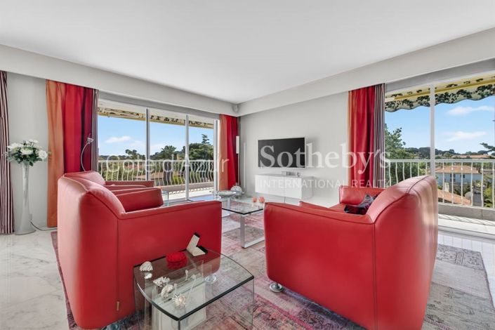 Image No.2-Appartement de 2 chambres à vendre à Antibes