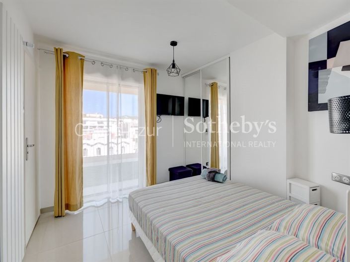 Image No.9-2 Bed Apartment for sale