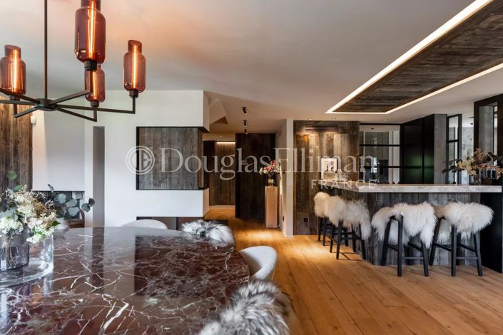 Image No.18-5 Bed House for sale