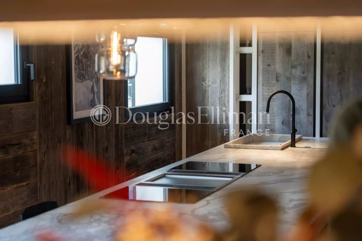 Image No.32-5 Bed House for sale