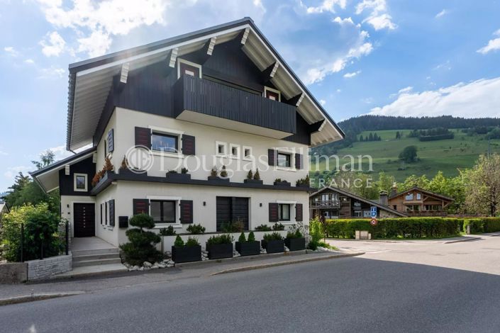 Image No.36-5 Bed House for sale