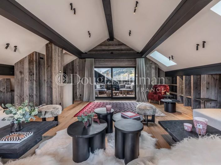 Image No.7-5 Bed House for sale
