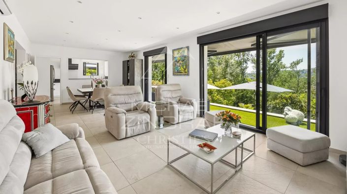 Image No.7-4 Bed House for sale