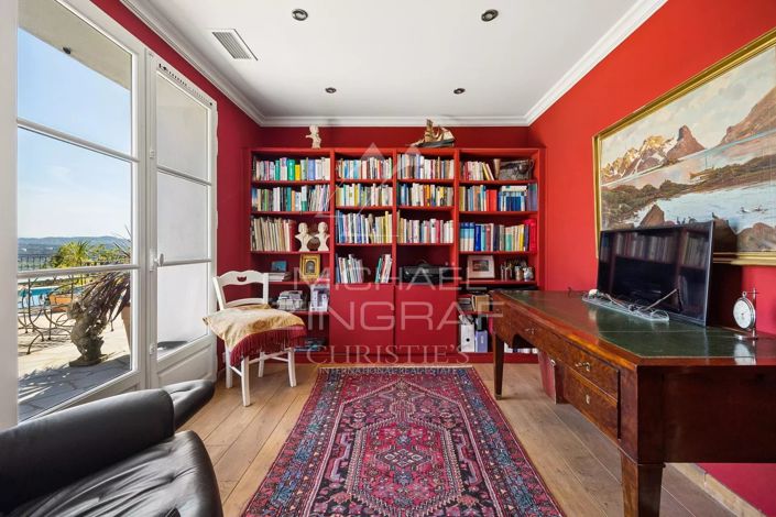Image No.10-4 Bed House for sale