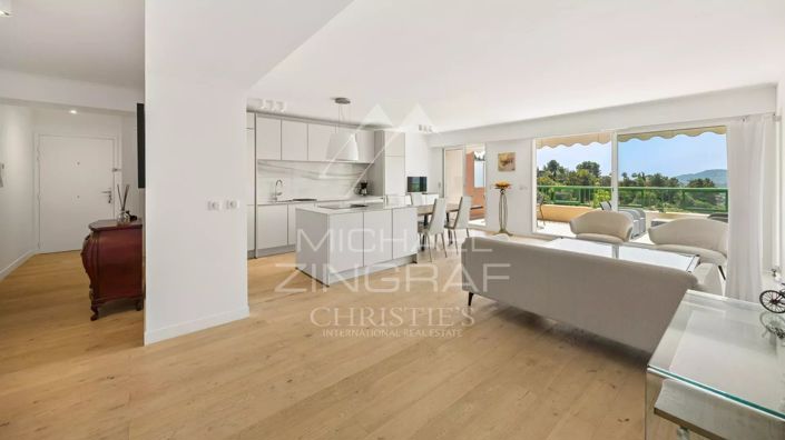 Image No.3-3 Bed Apartment for sale