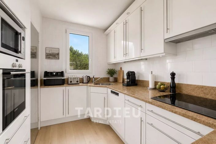Image No.3-4 Bed Apartment for sale