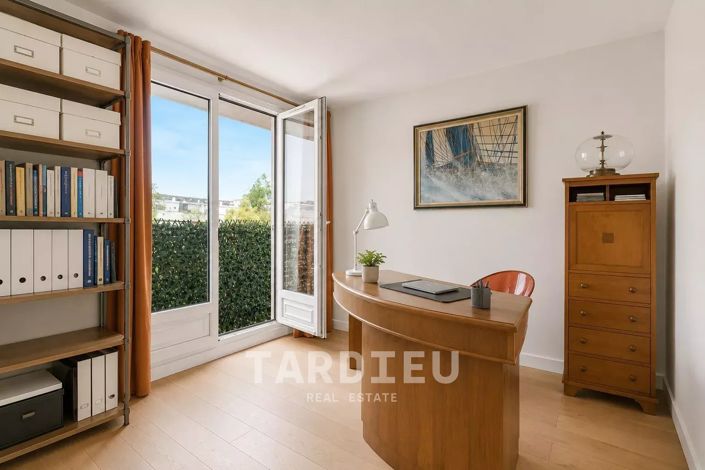 Image No.5-4 Bed Apartment for sale