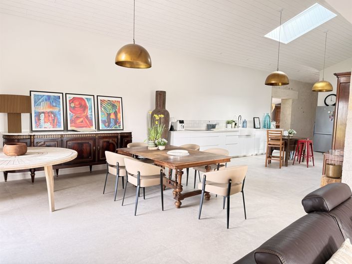 Image No.3-5 Bed House for sale