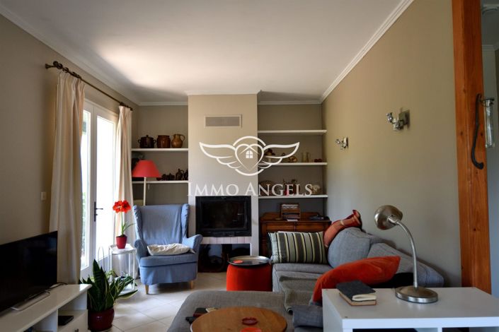 Image No.3-3 Bed House for sale