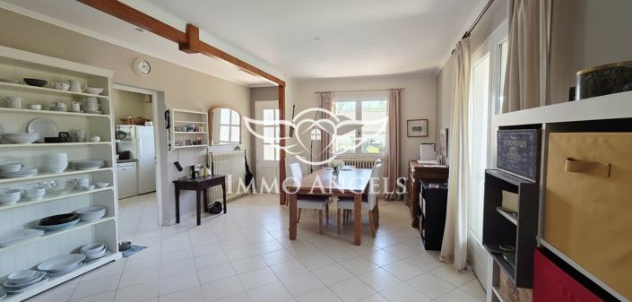 Image No.3-3 Bed House for sale