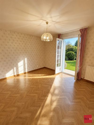 Image No.8-3 Bed House for sale