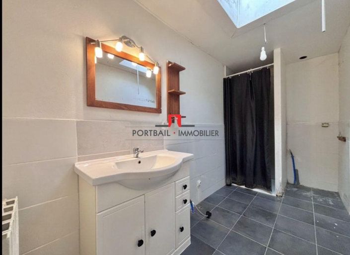 Image No.6-2 Bed House for sale