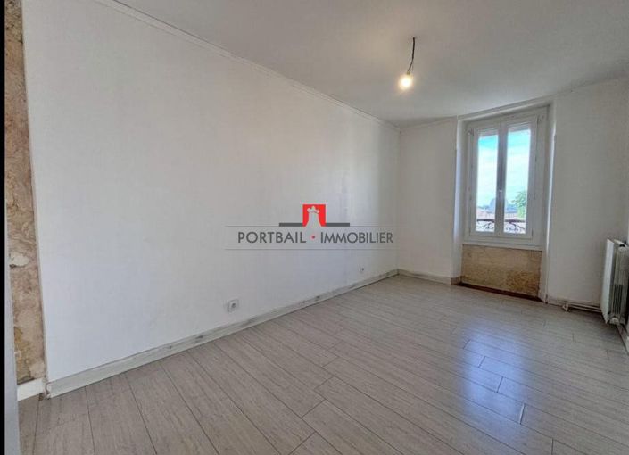 Image No.7-2 Bed House for sale