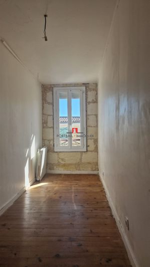 Image No.9-2 Bed House for sale