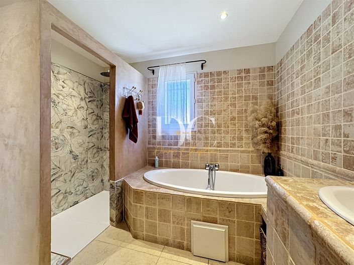 Image No.14-4 Bed House for sale