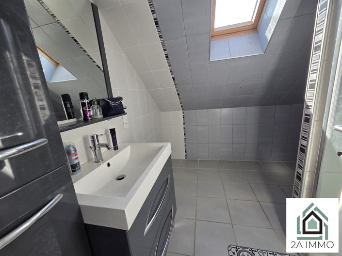 Image No.15-5 Bed House for sale