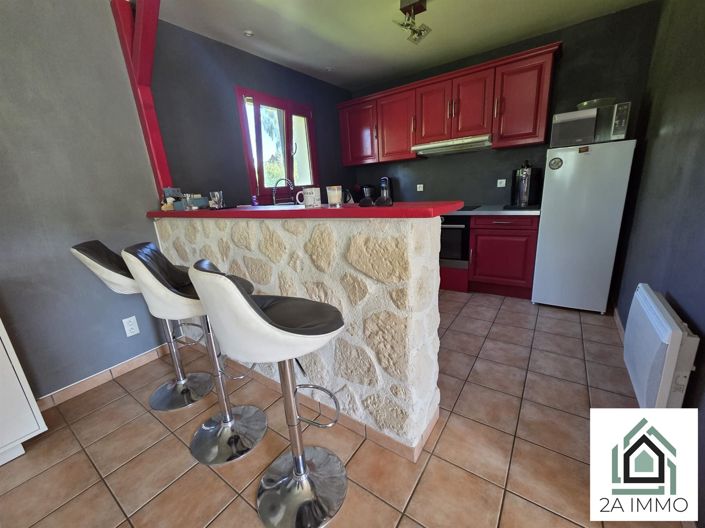 Image No.4-5 Bed House for sale