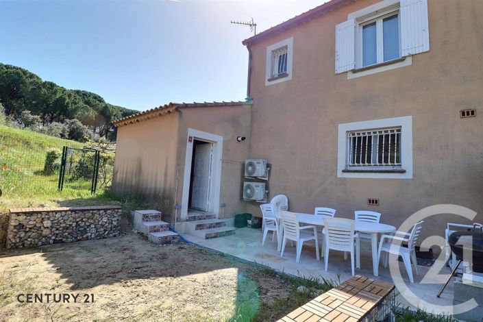 Image No.15-3 Bed House for sale