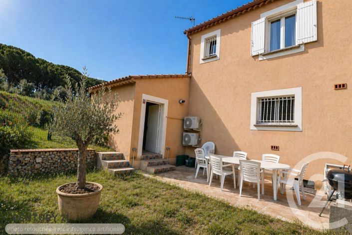 Image No.16-3 Bed House for sale