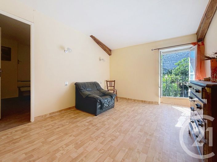 Image No.12-5 Bed House for sale