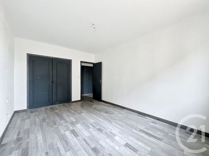 Image No.14-4 Bed Apartment for sale