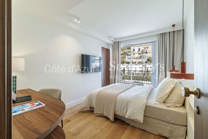 Image No.13-2 Bed Apartment for sale