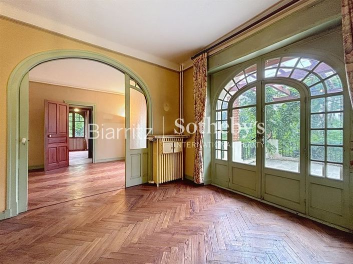 Image No.4-7 Bed House for sale