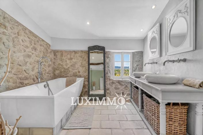 Image No.13-6 Bed House for sale