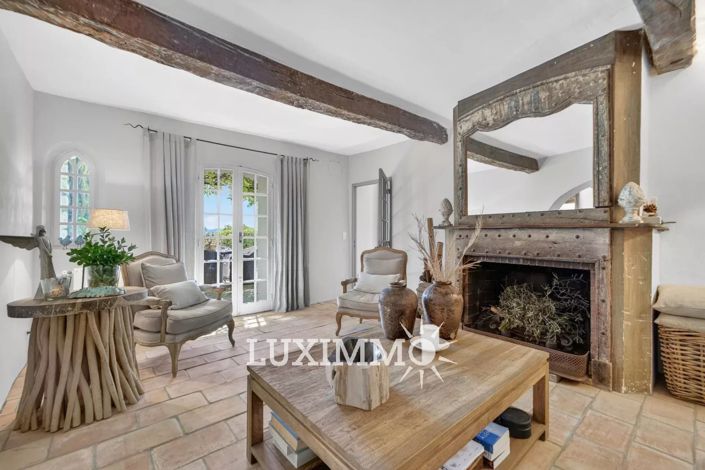 Image No.5-6 Bed House for sale