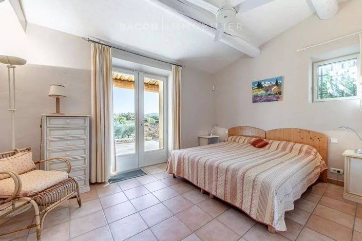 Image No.10-6 Bed House for sale