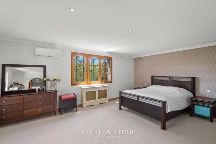 Image No.16-7 Bed House for sale