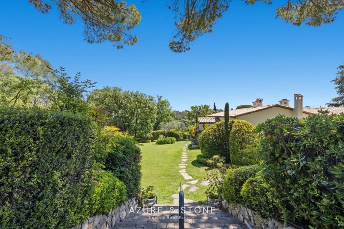 Image No.17-7 Bed House for sale