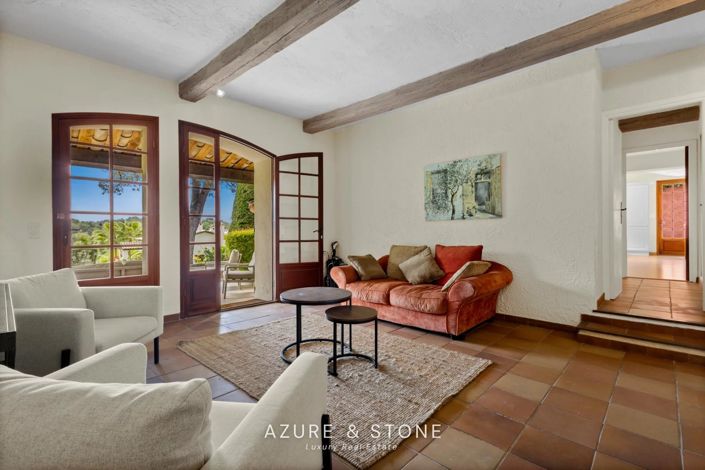 Image No.19-7 Bed House for sale