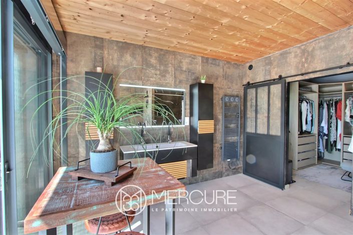 Image No.11-4 Bed House for sale