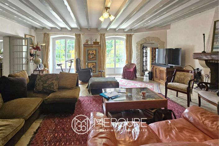 Image No.3-6 Bed House for sale